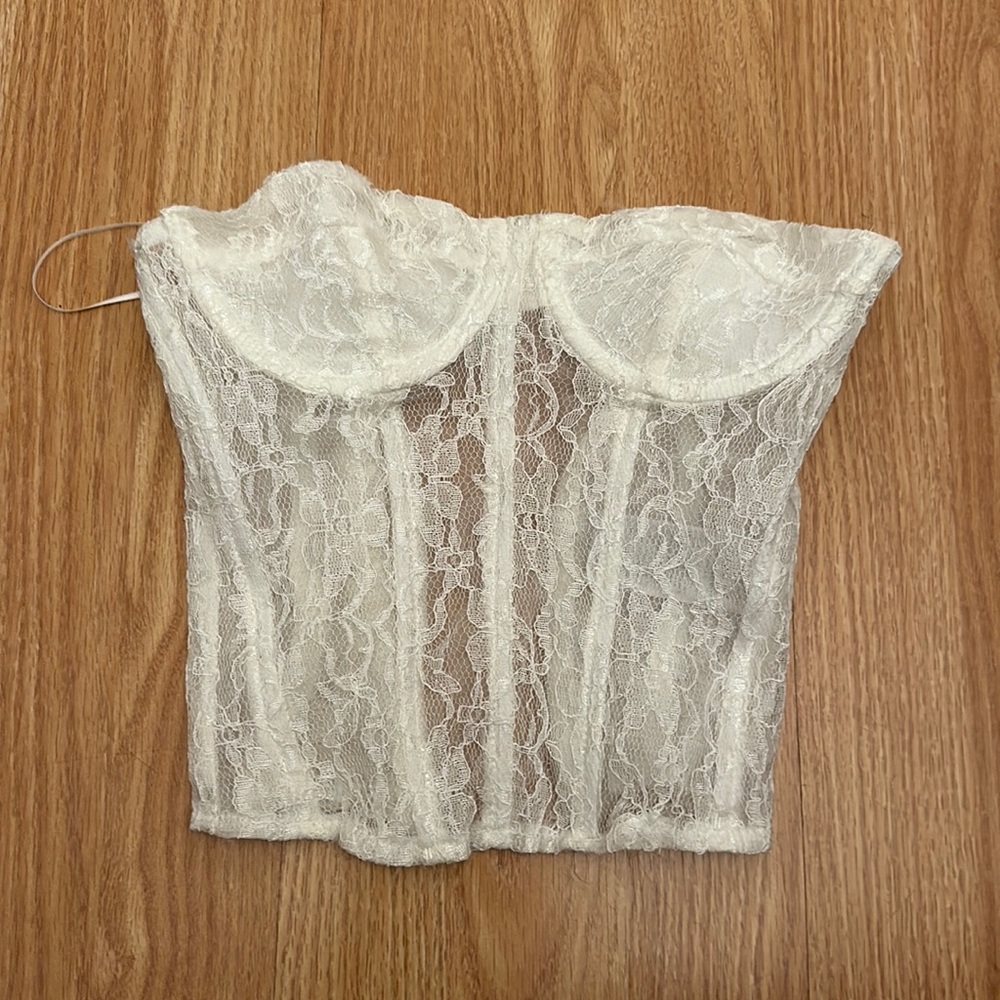 Edikted Corset top